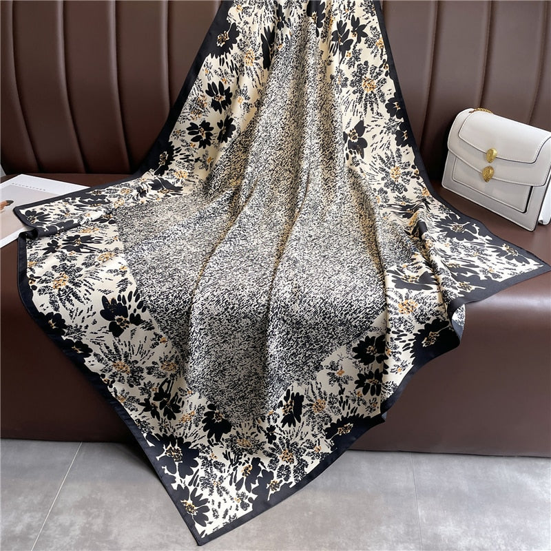 Lenço Toque de Seda Verona 90x90cm - Estilo 33