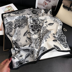 Lenço Toque de Seda Ravena 70x70cm - Estilo 36